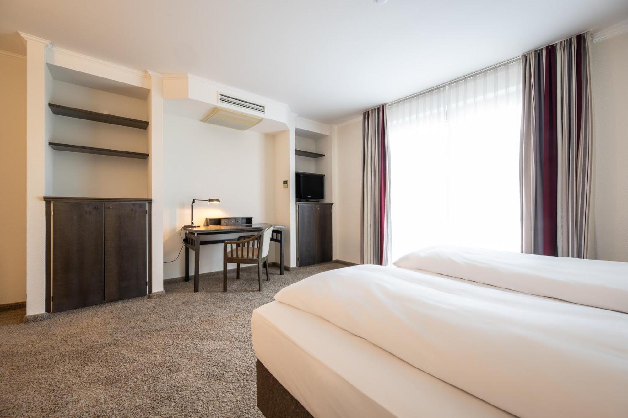 Hotel Herzogspark Herzogenaurach Ngoại thất bức ảnh