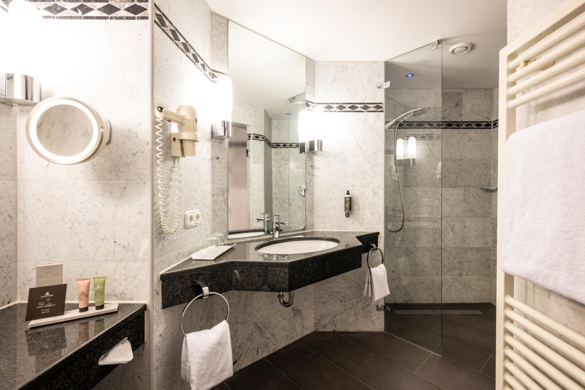 Hotel Herzogspark Herzogenaurach Phòng bức ảnh